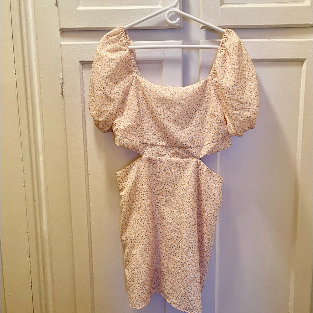 Second hand dress